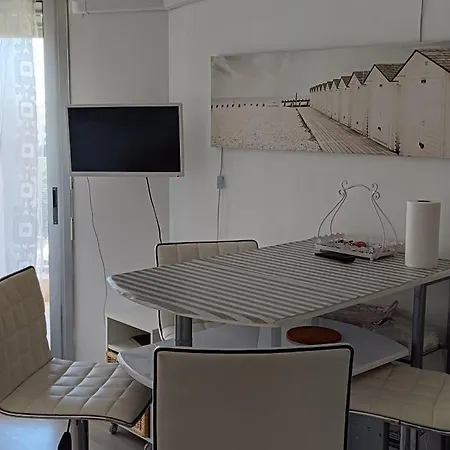 A Cros De Apartamento *