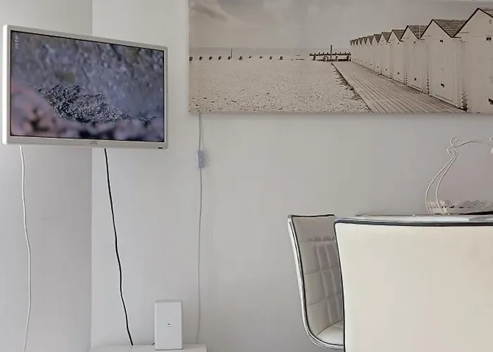 A Cros De * קאן סור מר